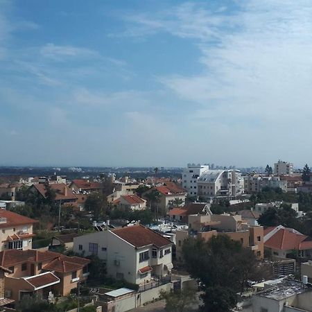 סטודיו חדש ויפה עם נוף לים Lejlighed Netanya Eksteriør billede